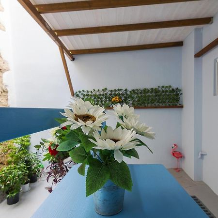 Wonderful Renovated Apartment With Private Patio 雅典 外观 照片