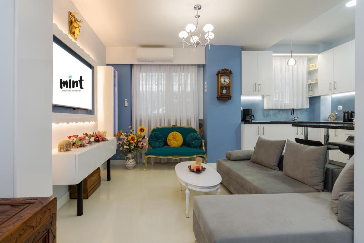 Wonderful Renovated Apartment With Private Patio 雅典 外观 照片